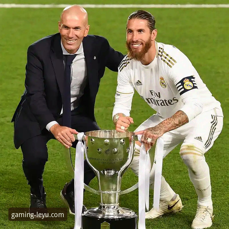 揭秘皇马球星场外小插曲：一次停车合影引发的连锁反应